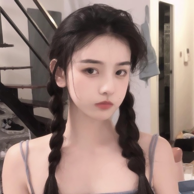 西班牙首相桑切斯：副首相兼财政部长将离开政府。